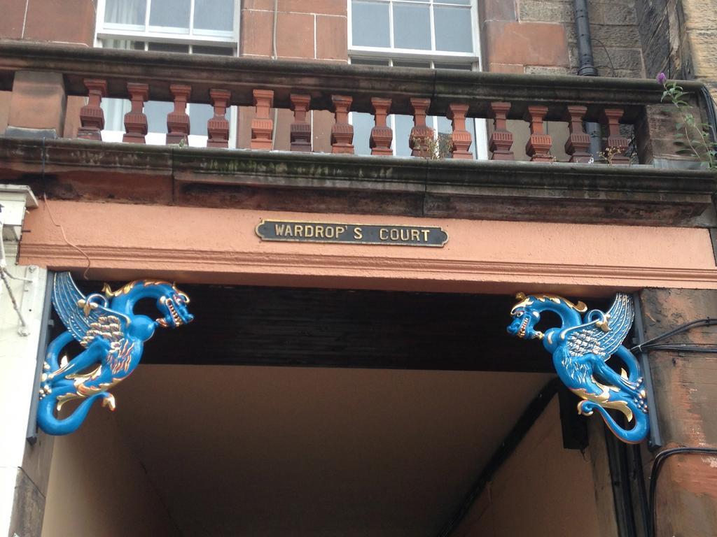Writers View, Royal Mile Apartment Edimburgo Esterno foto